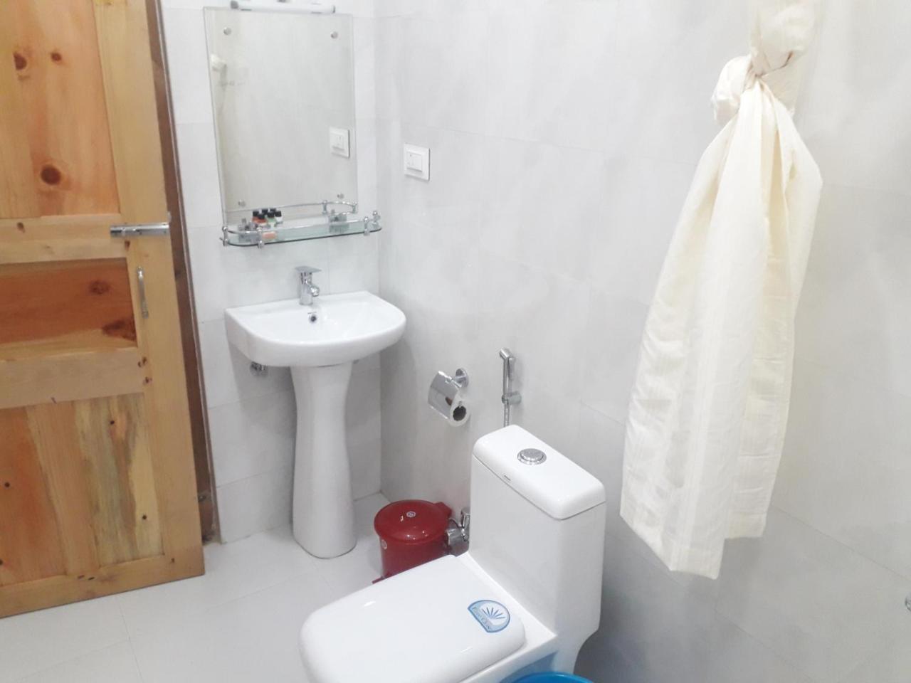 Gangtey Gonpa Odiyana Hotel מראה חיצוני תמונה